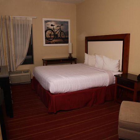 Days Inn By Wyndham Semmes Mobile Luaran gambar