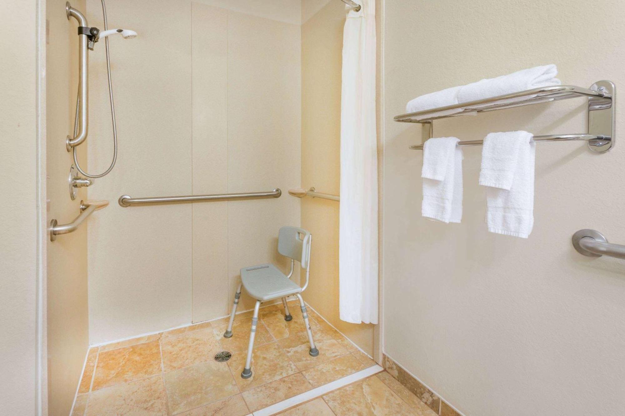 Days Inn By Wyndham Semmes Mobile Luaran gambar