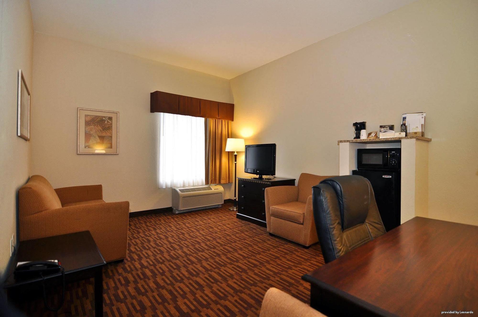 Days Inn By Wyndham Semmes Mobile Bilik gambar